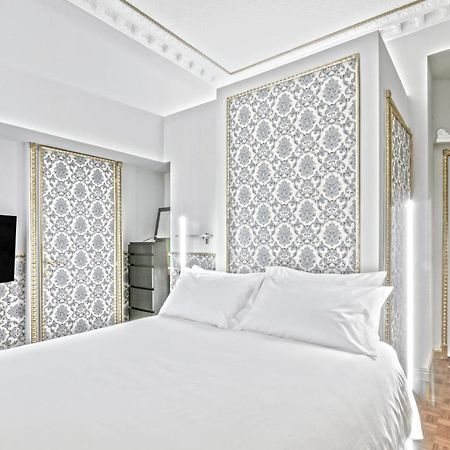 Riviere Private Rooms Alla Scala Mailand Exterior foto