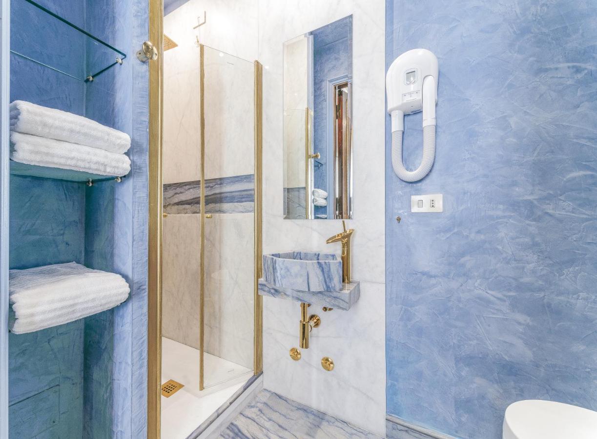 Riviere Private Rooms Alla Scala Mailand Exterior foto