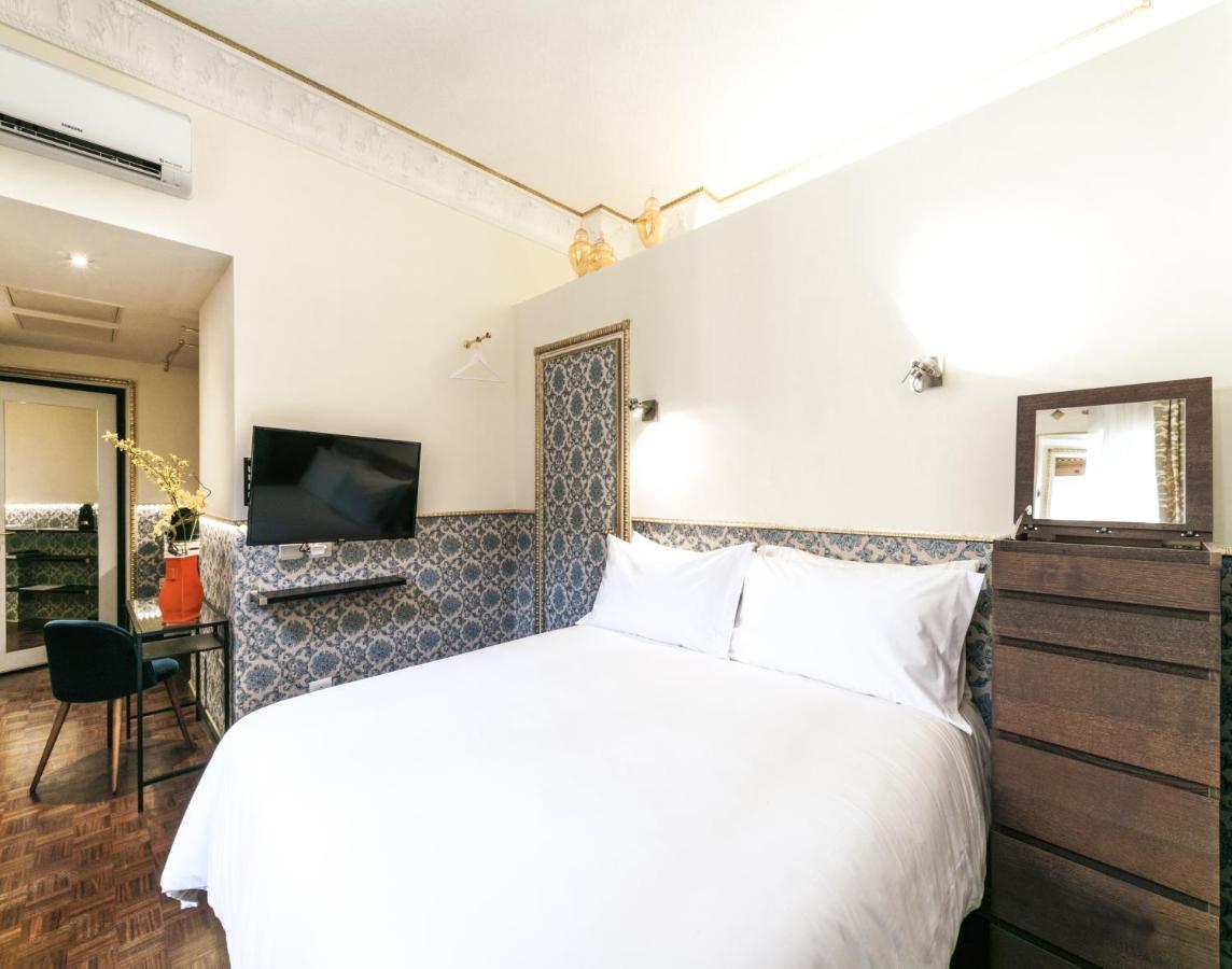 Riviere Private Rooms Alla Scala Mailand Exterior foto