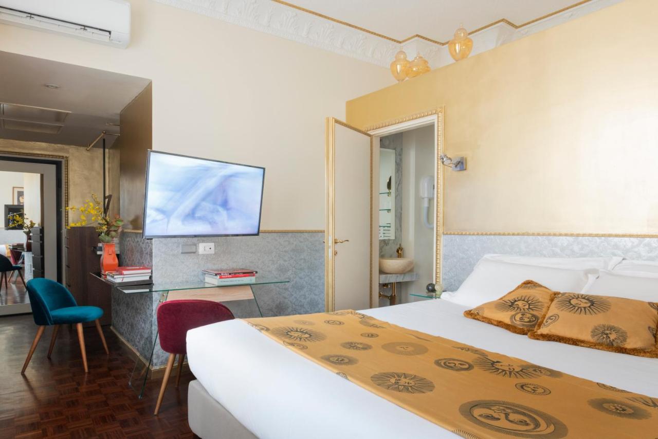 Riviere Private Rooms Alla Scala Mailand Exterior foto